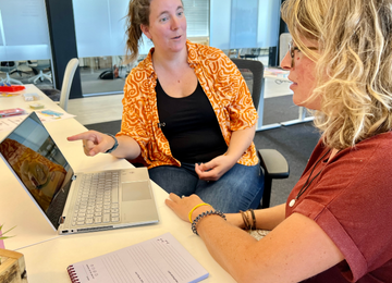 online docenten Nederlands werken samen bij Meester Max