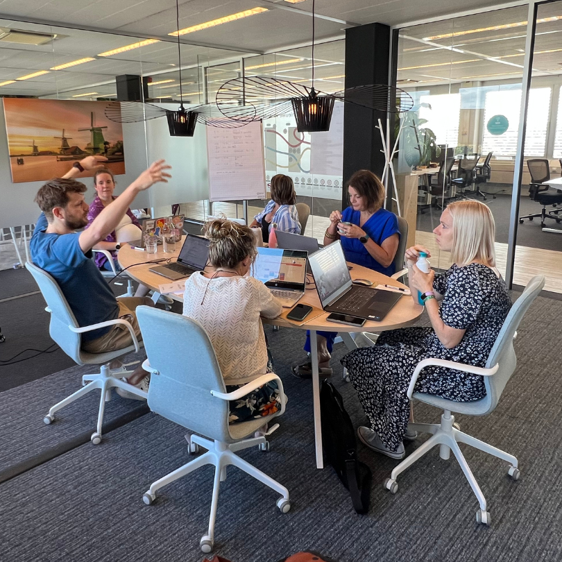 Wereldschool - Online Nederlandse les verspreid over de hele wereld